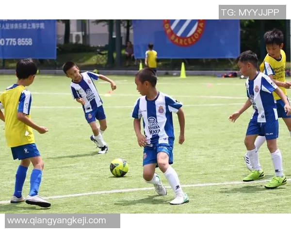 如何在日常生活中培养小朋友成为未来的足球明星